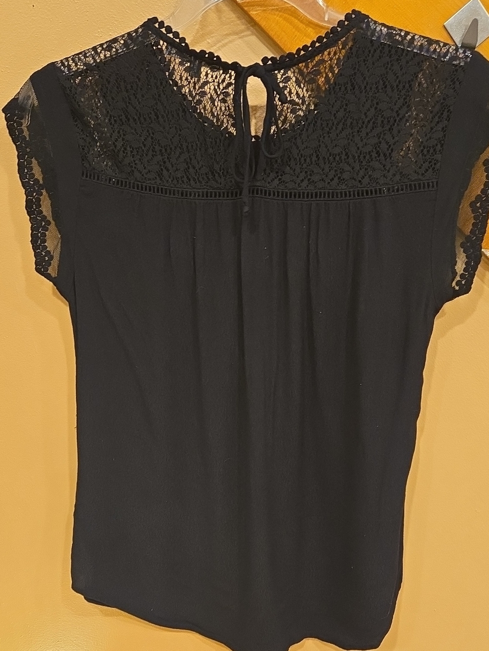 Daniel Rainn Black Lace Yoke Cap-Sleeve Blouse - Picture 6 of 10